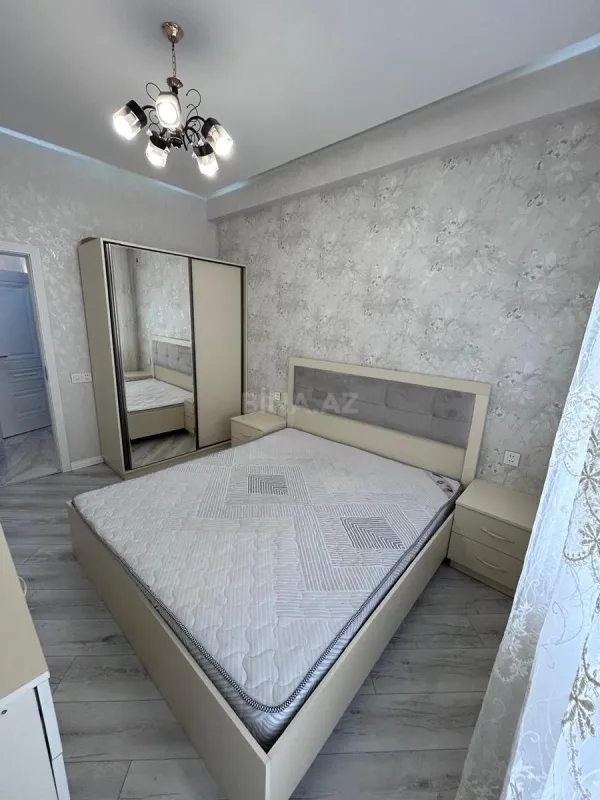 Kirayə verilir 2 otaqlı mənzil 60 m²