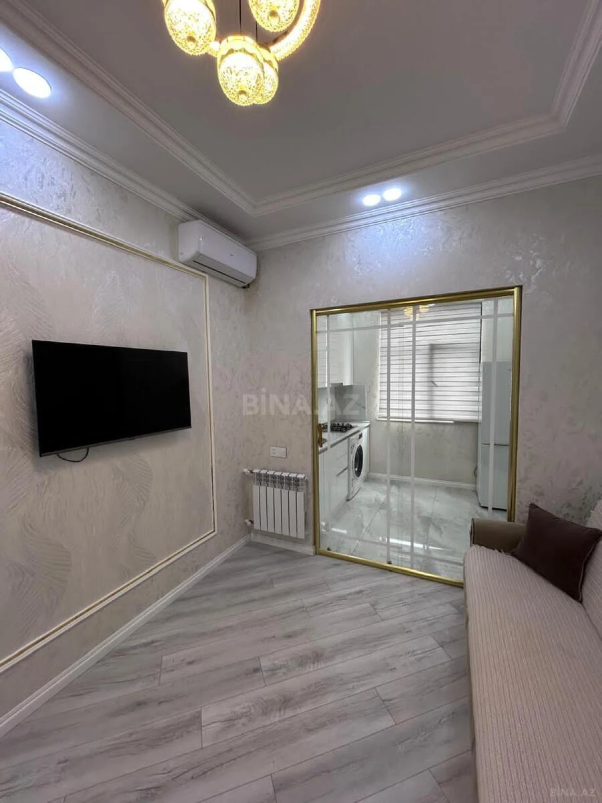 Kirayə verilir 2 otaqlı mənzil 60 m²
