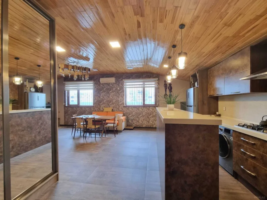 Satılır 4 otaqlı mənzil 170 m²