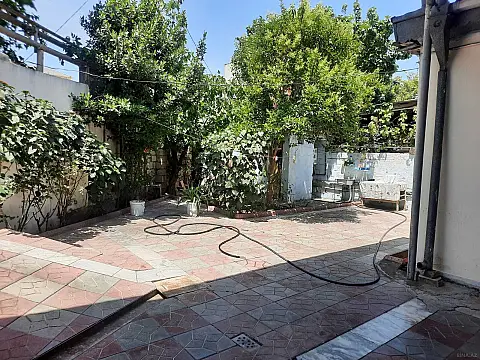 Satılır 6 otaqlı həyət evi 120 m²