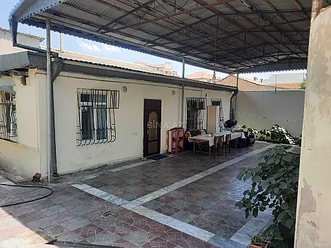 Satılır 6 otaqlı həyət evi 120 m² — Bakı 6 otaq 120.00 m²