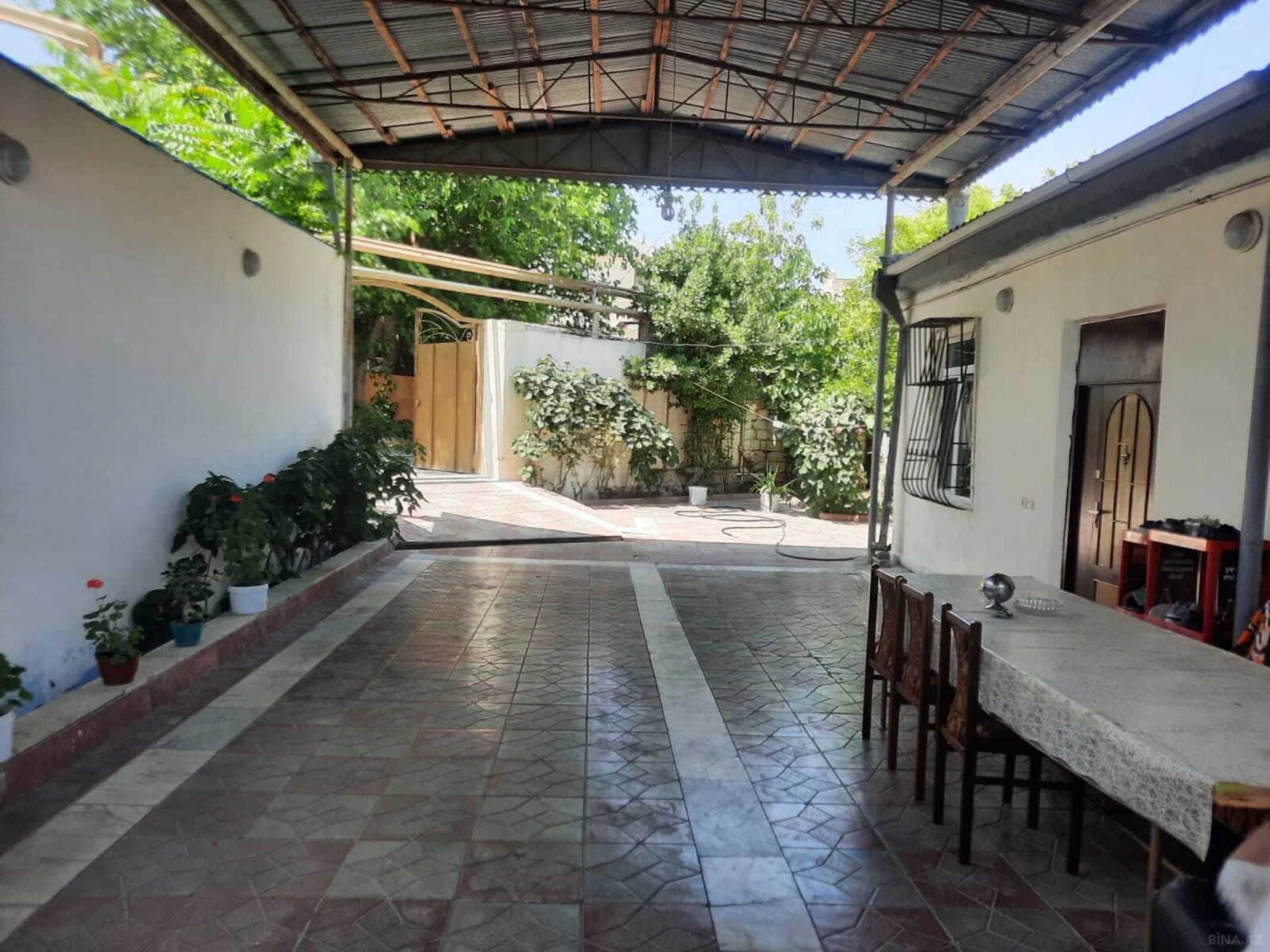 Satılır 6 otaqlı həyət evi 120 m²