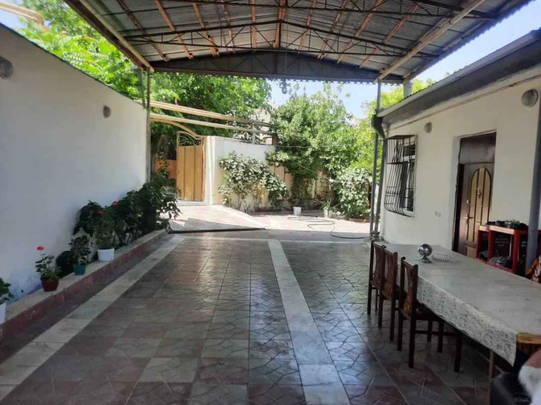 Satılır 6 otaqlı həyət evi 120 m²