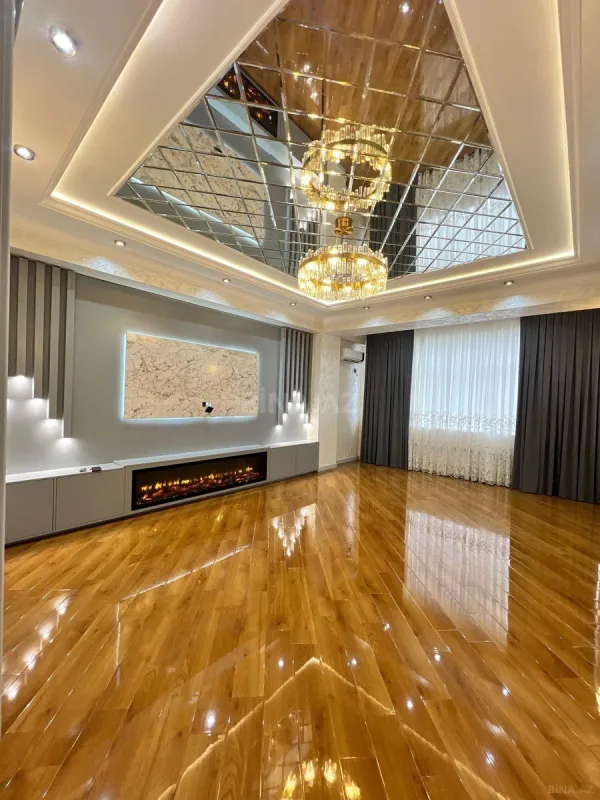 Satılır 4 otaqlı mənzil 134 m²