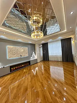 Satılır 4 otaqlı mənzil 134 m²