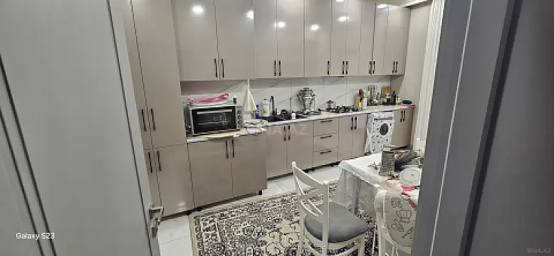 Satılır 2 otaqlı mənzil 85.6 m²
