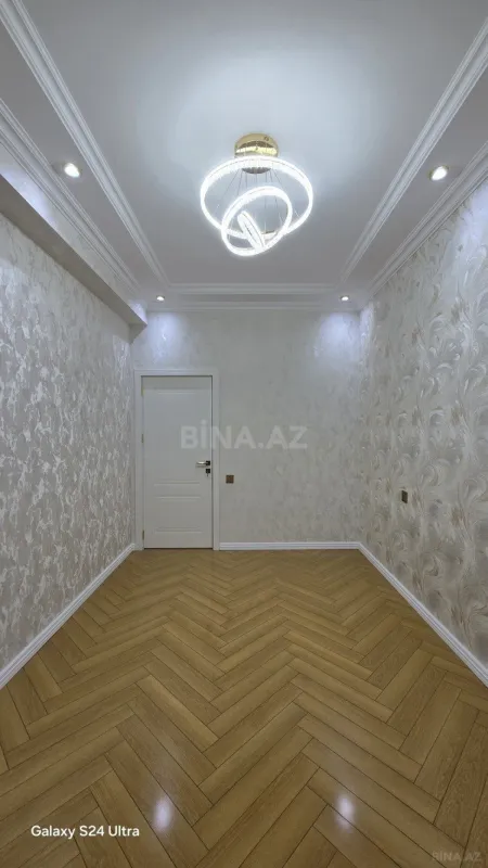 Satılır 2 otaqlı mənzil 65 m²