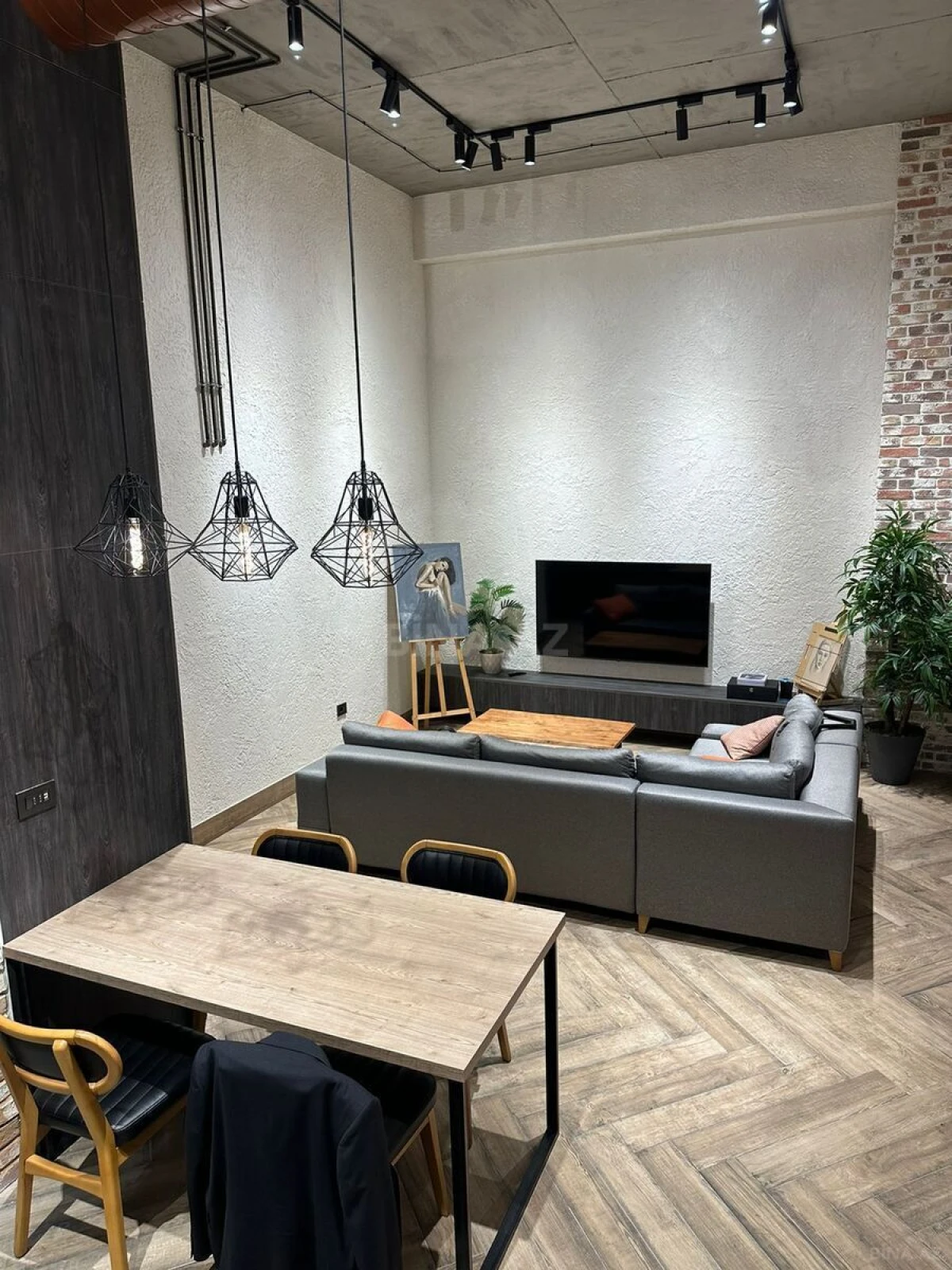 Kirayə verilir 2 otaqlı mənzil 65 m²