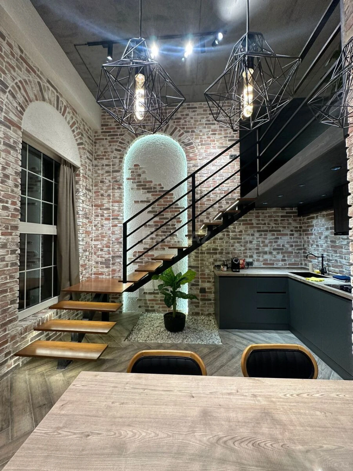 Kirayə verilir 2 otaqlı mənzil 65 m²