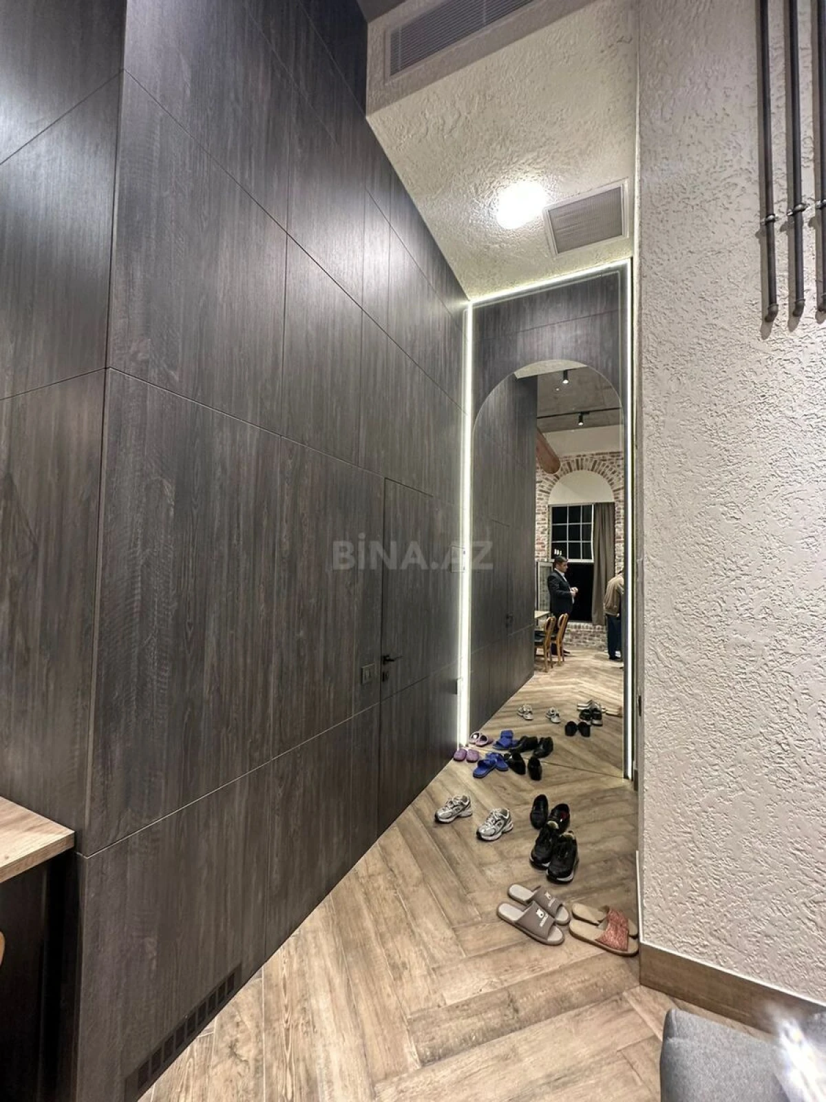 Kirayə verilir 2 otaqlı mənzil 65 m²