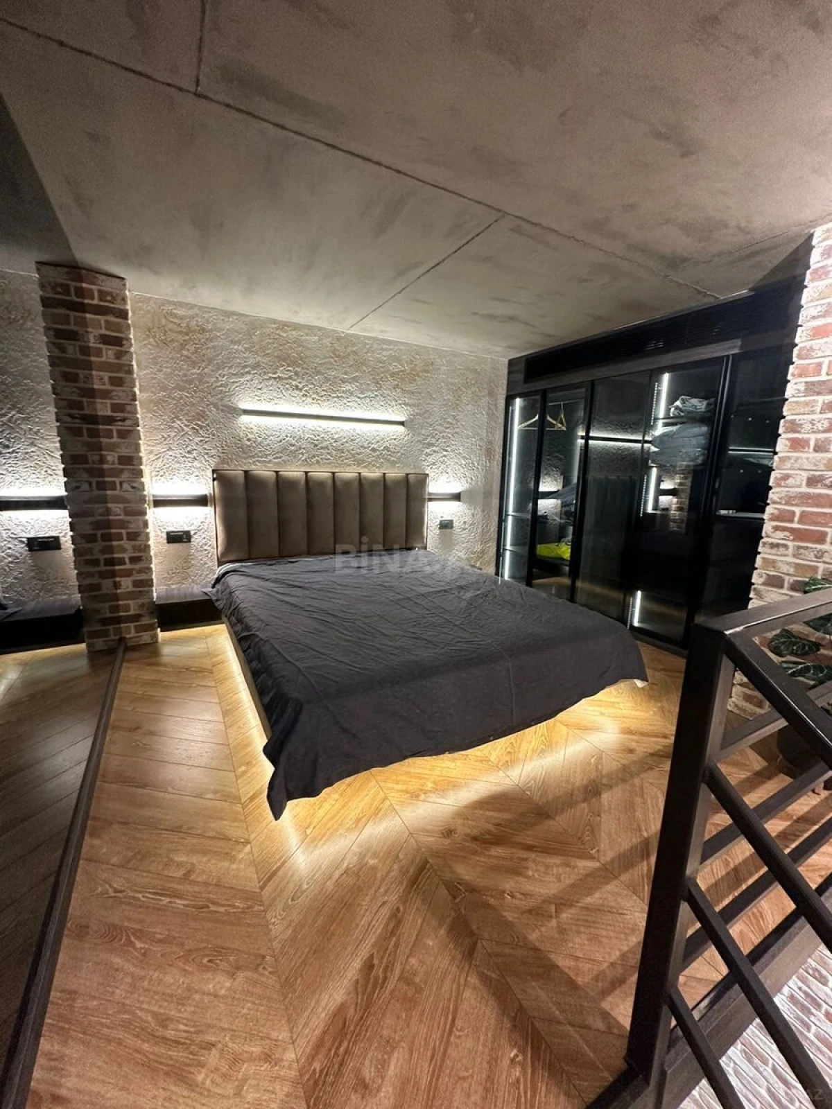 Kirayə verilir 2 otaqlı mənzil 65 m²