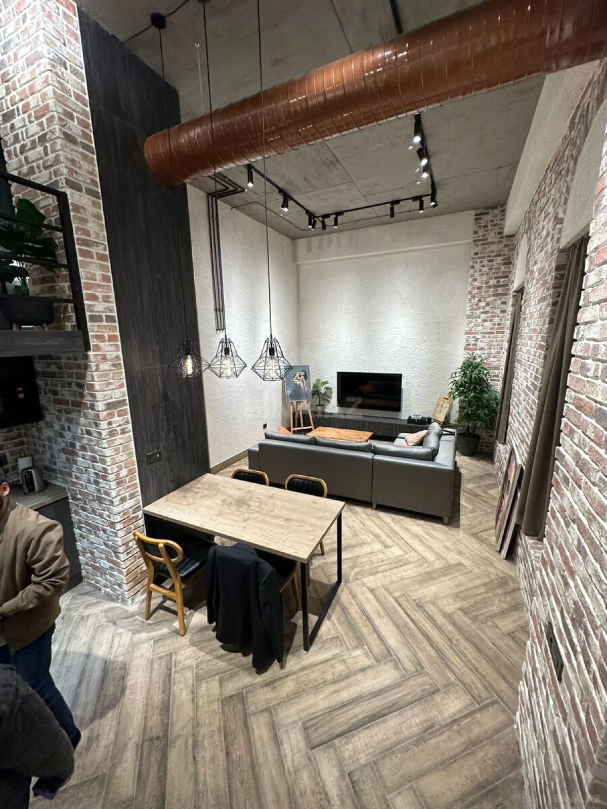 Kirayə verilir 2 otaqlı mənzil 65 m²