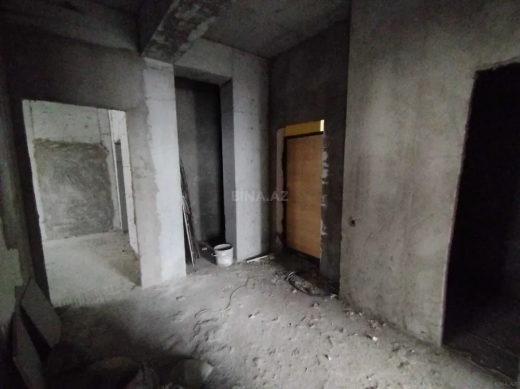 Satılır 3 otaqlı mənzil 148 m²