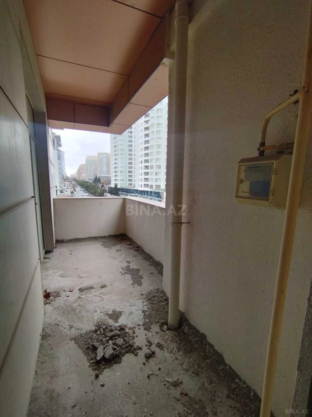 Satılır 3 otaqlı mənzil 148 m²