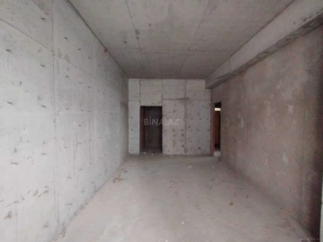 Satılır 3 otaqlı mənzil 148 m²