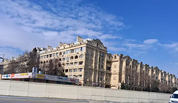 Satılır 3 otaqlı mənzil 75 m²