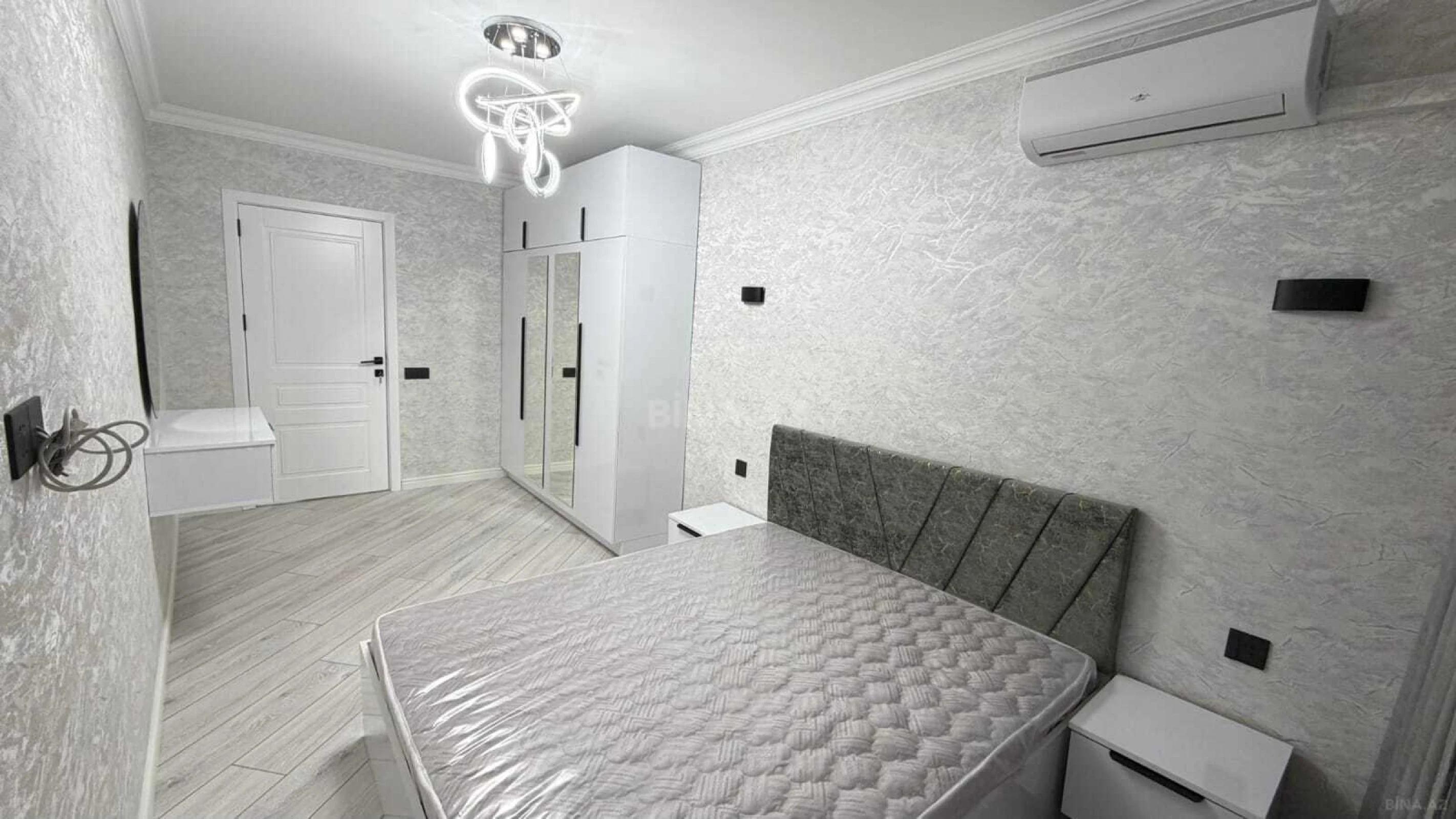 Satılır 3 otaqlı mənzil 75 m²