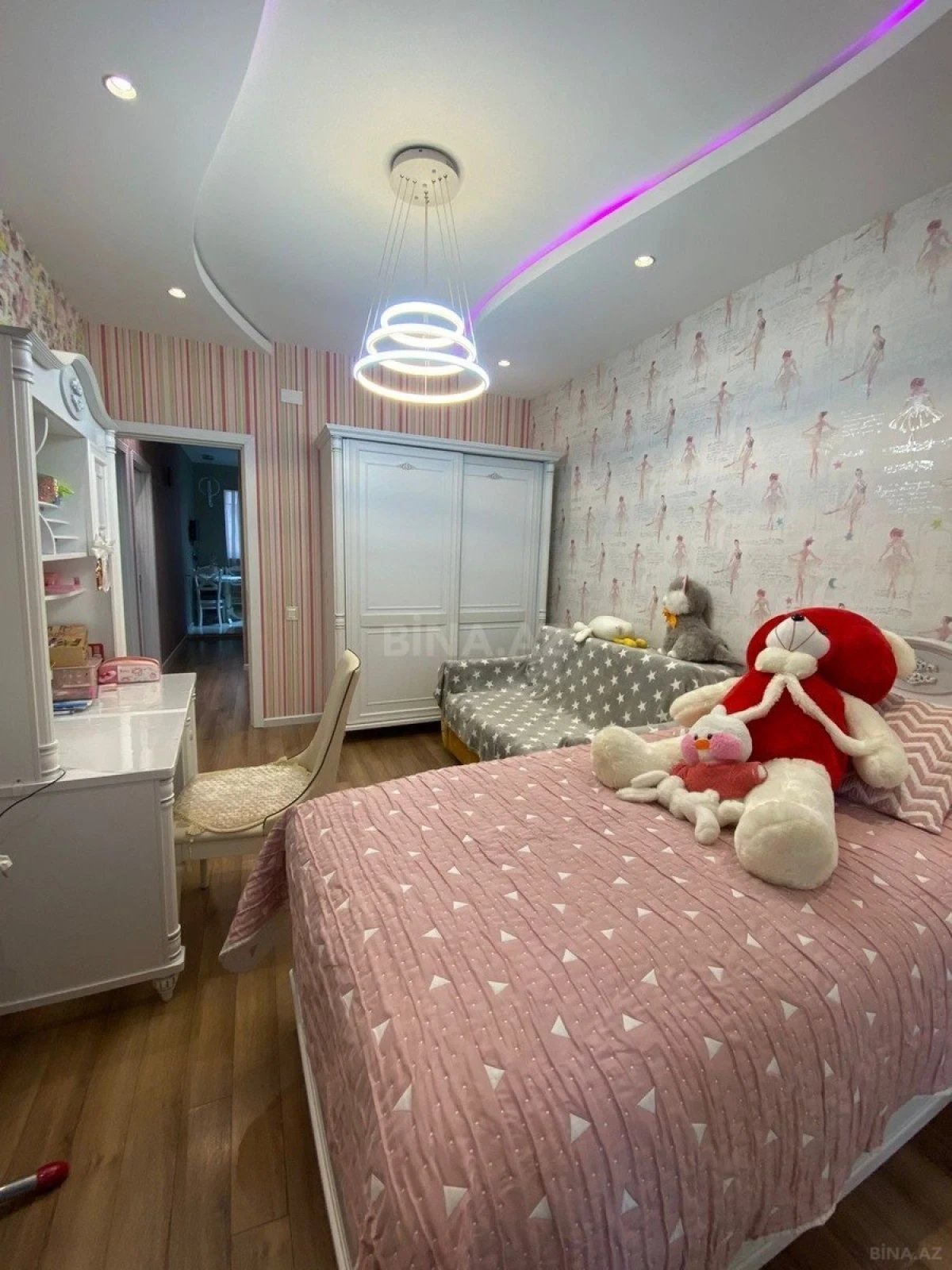 Satılır 3 otaqlı mənzil 90 m²