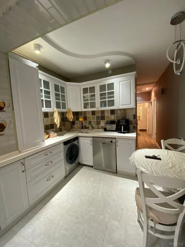 Satılır 3 otaqlı mənzil 90 m²