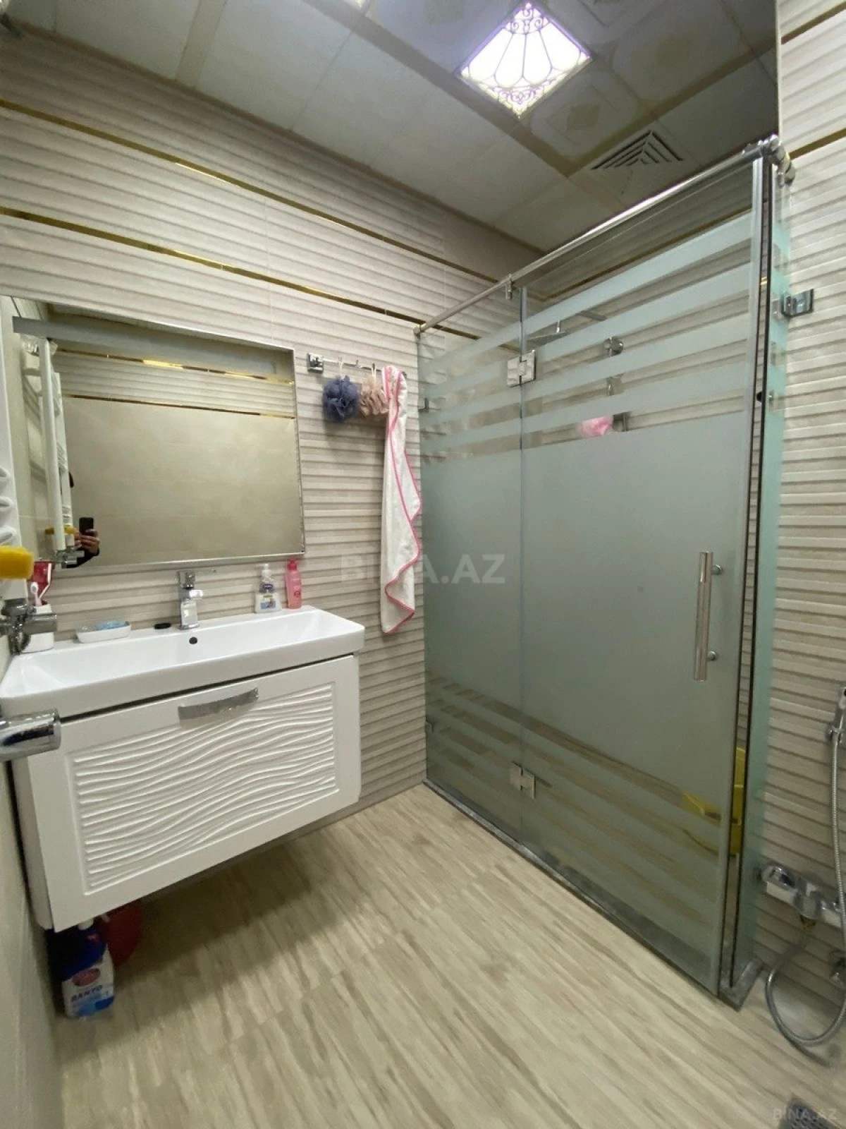 Satılır 3 otaqlı mənzil 90 m²