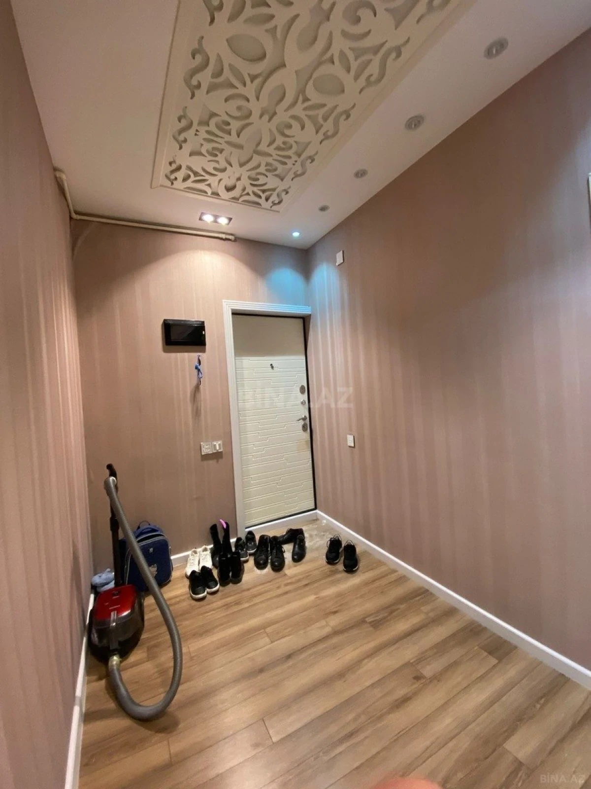 Satılır 3 otaqlı mənzil 90 m²