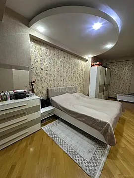 Satılır 2 otaqlı mənzil 90 m²