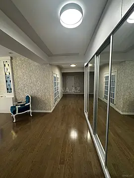 Kirayə verilir 3 otaqlı mənzil 140 m²