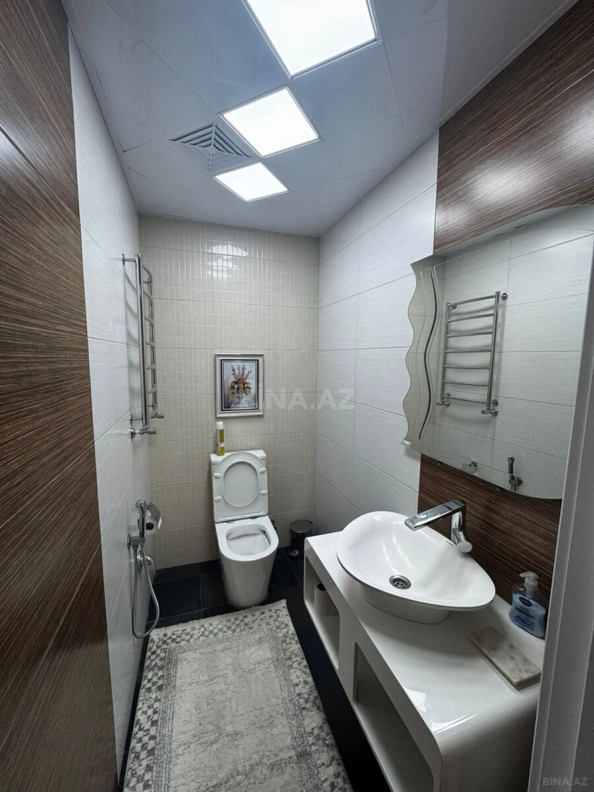 Kirayə verilir 3 otaqlı mənzil 140 m²