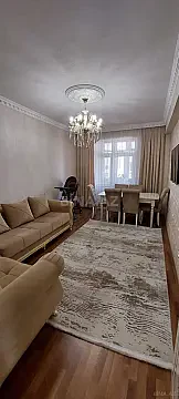 Satılır 2 otaqlı mənzil 78 m² — Bakı, İnşaatçılar 2 otaq 78.00 m²