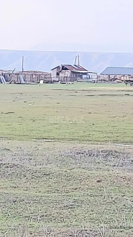 Satılır torpaq sahəsi 20000 m²