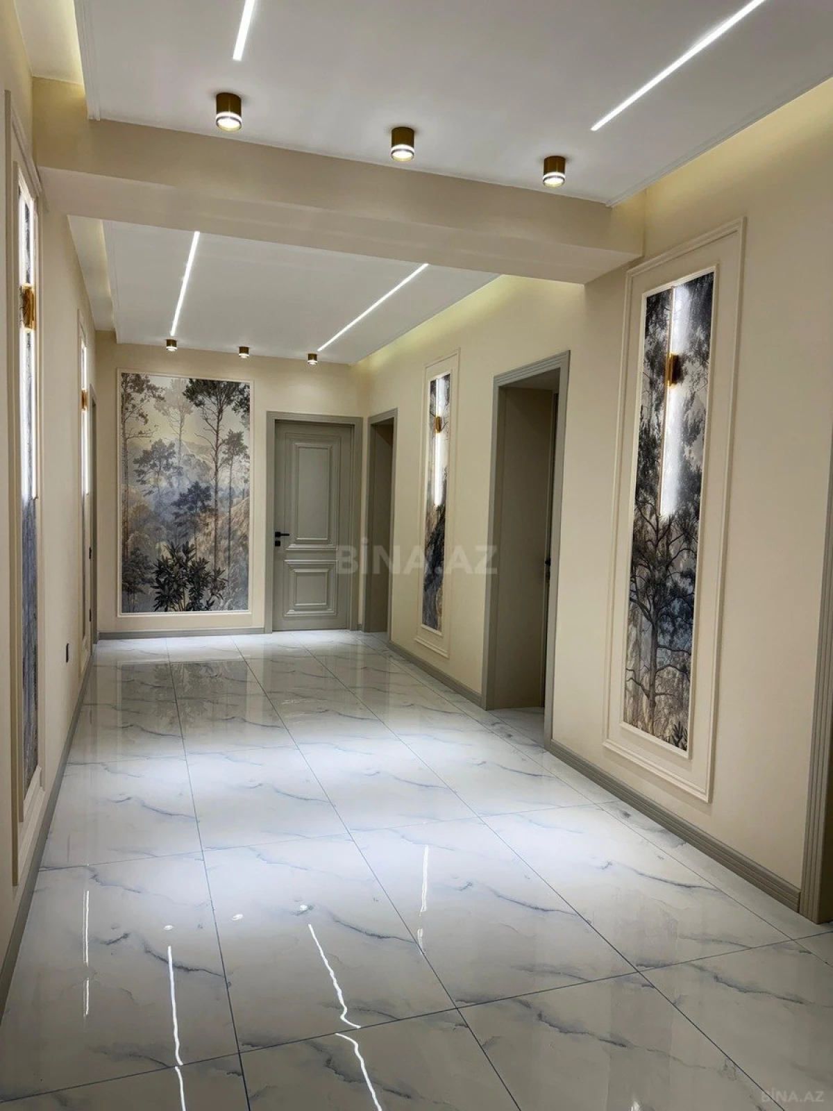 Satılır 4 otaqlı mənzil 142 m²