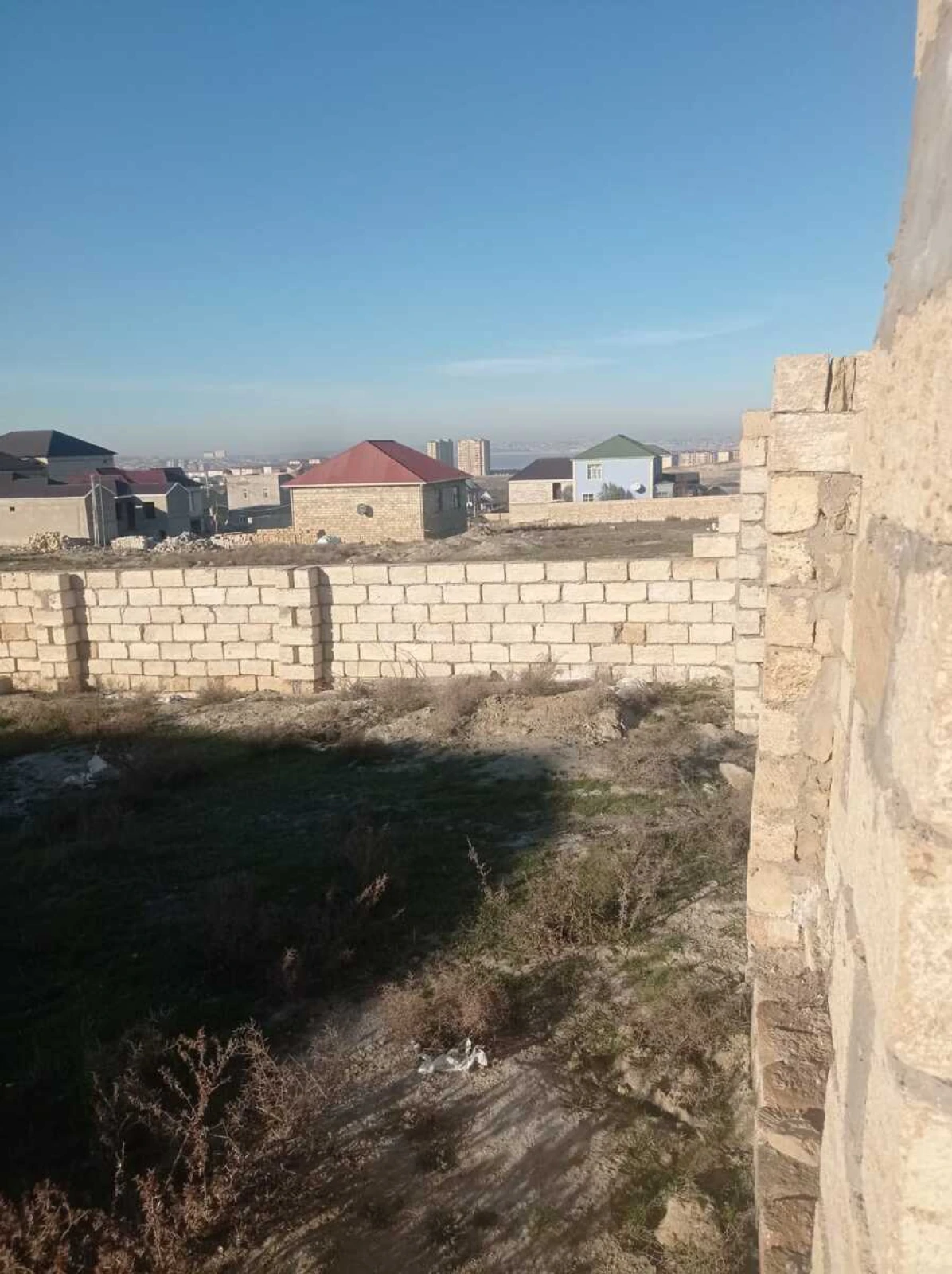 Satılır torpaq sahəsi 1.5 m²