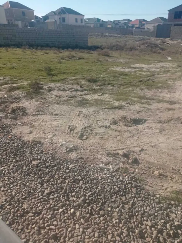 Satılır torpaq sahəsi 1.5 m²