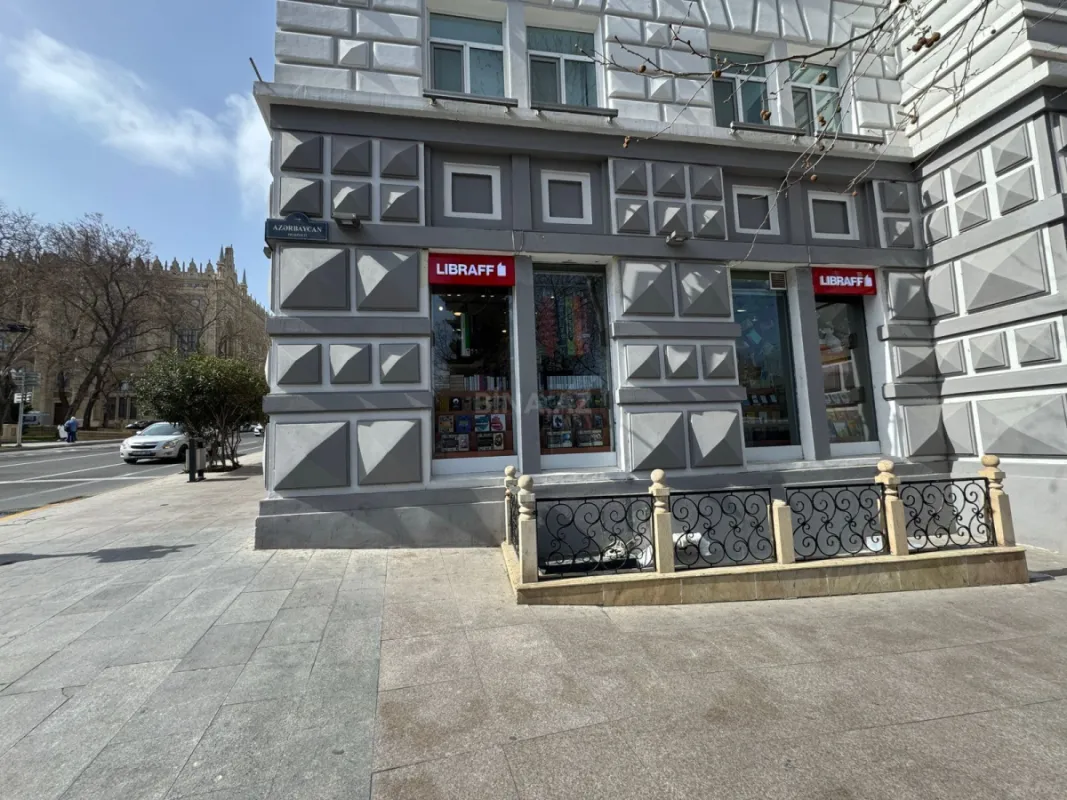 Kirayə verilir obyekt 135 m²