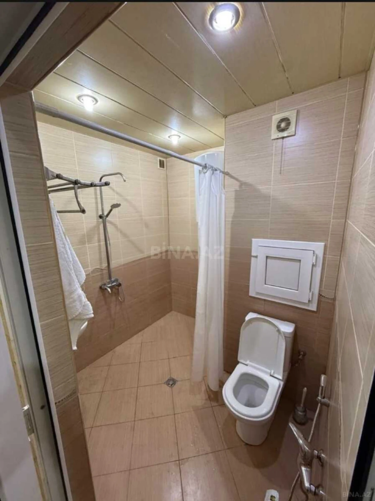 Satılır 4 otaqlı mənzil 100 m²