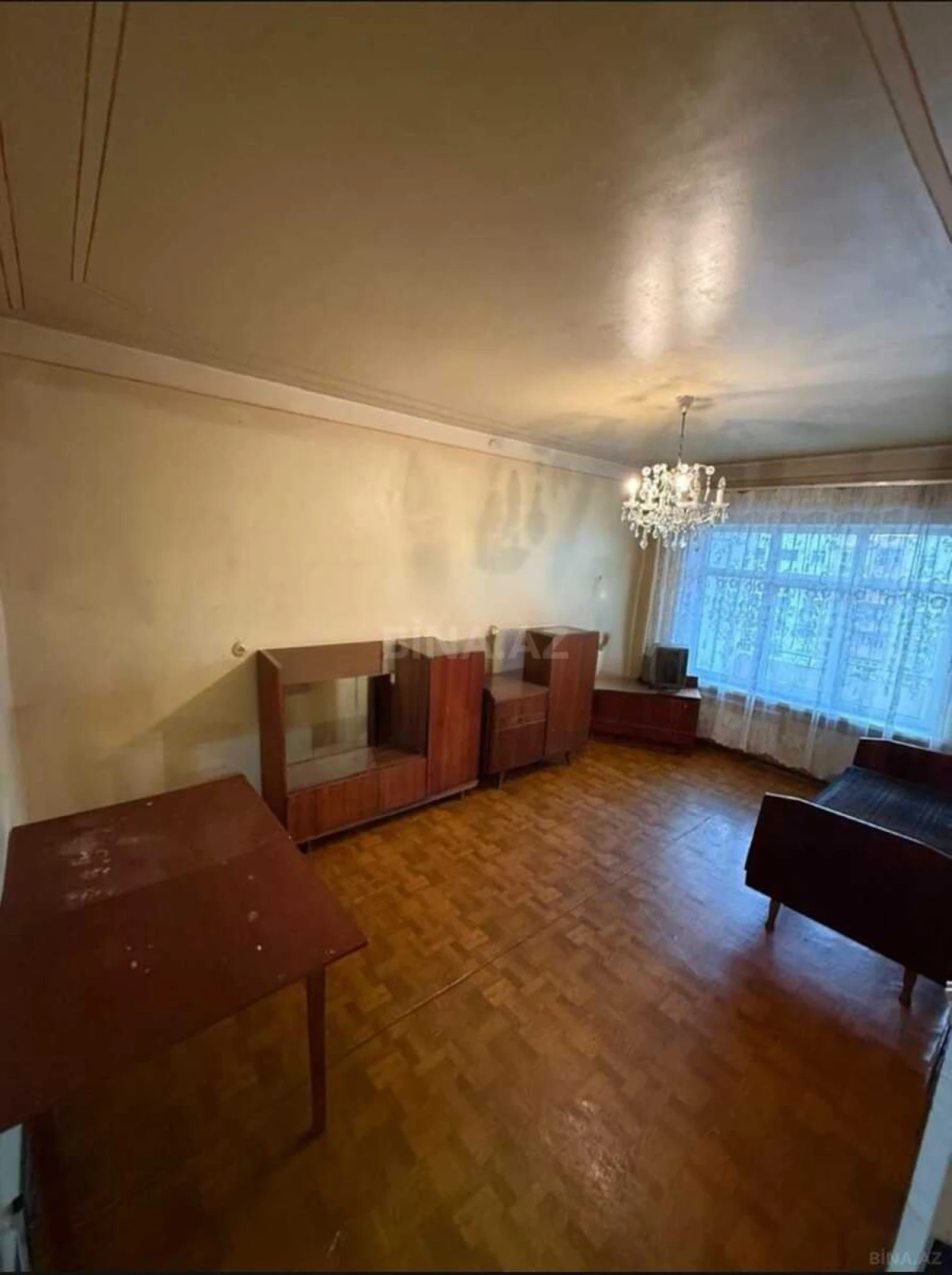 Satılır 4 otaqlı mənzil 100 m²