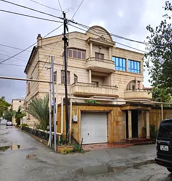 Satılır 12 otaqlı həyət evi 1200 m² — Bakı, Nəsimi 12 otaq 1200.00 m²