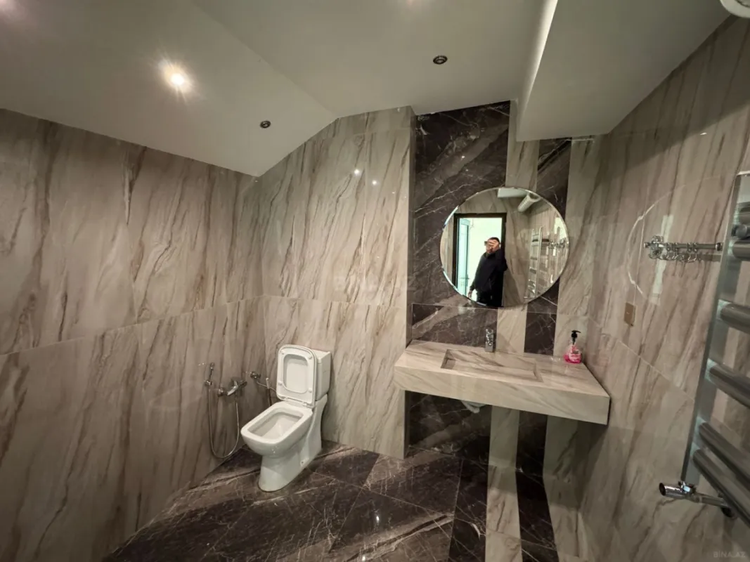 Satılır obyekt 135 m²