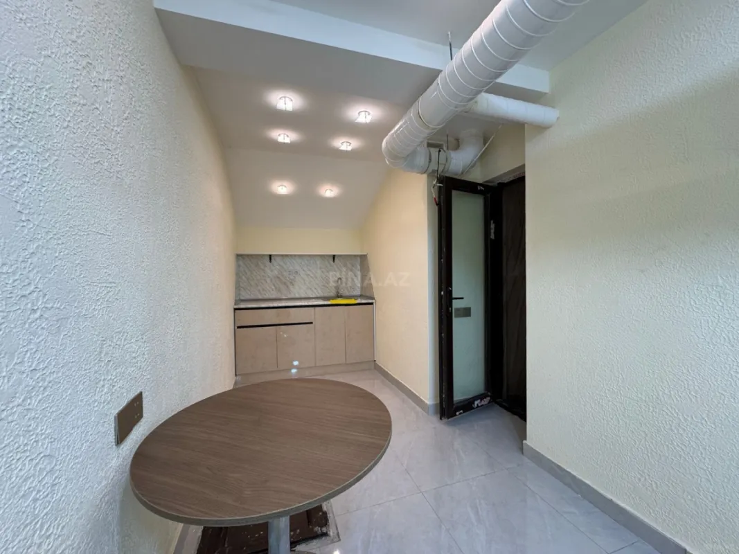 Satılır obyekt 135 m²