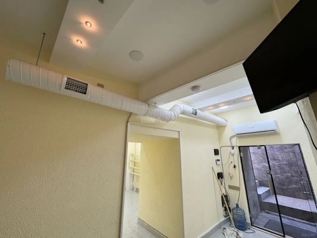 Satılır obyekt 135 m²