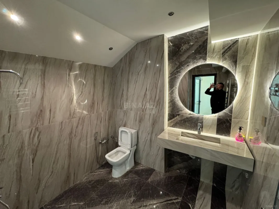 Satılır obyekt 135 m²