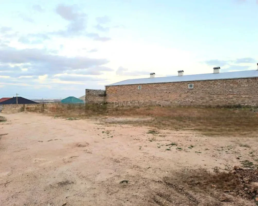 Satılır torpaq sahəsi 10 m²