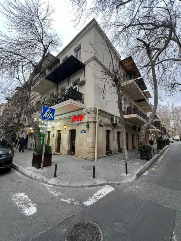 Kirayə verilir obyekt 90 m²