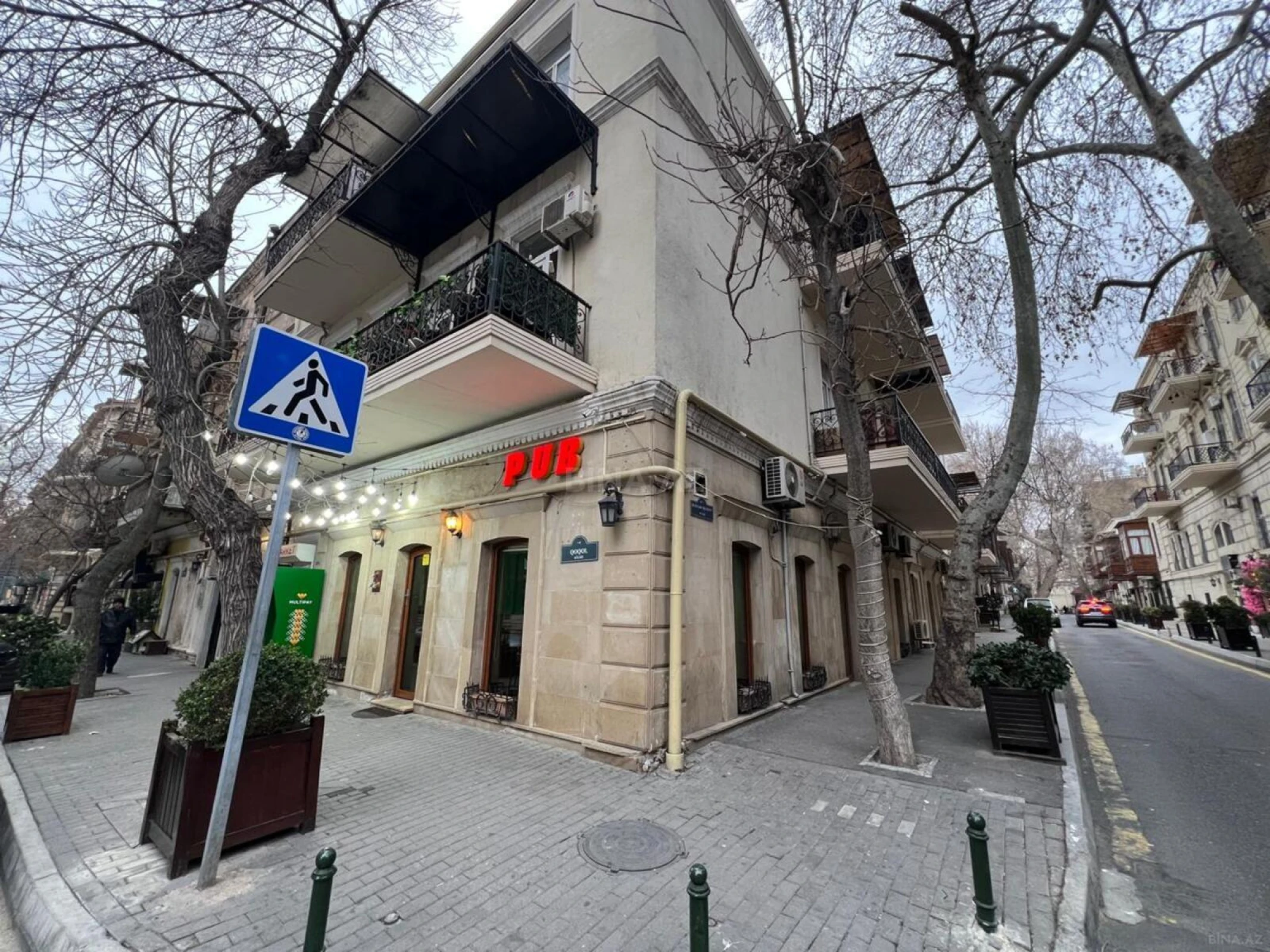 Kirayə verilir obyekt 90 m²