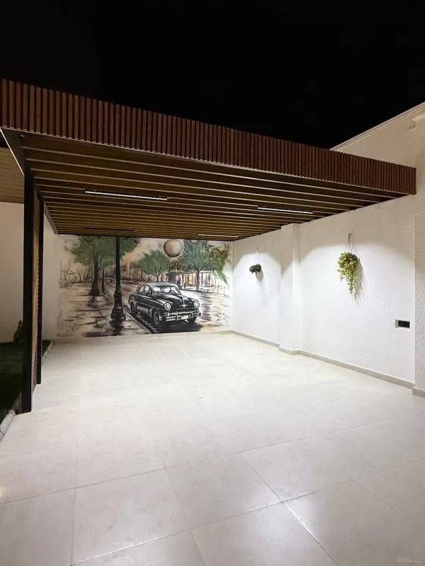 Satılır 5 otaqlı həyət evi 300 m²