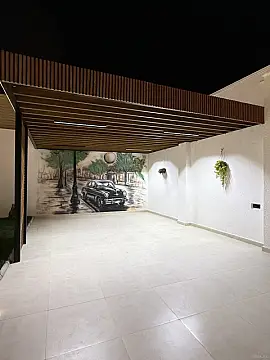 Satılır 5 otaqlı həyət evi 300 m²