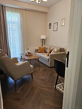 Kirayə verilir 2 otaqlı mənzil 68 m² — Bakı 2 otaq 68.00 m²