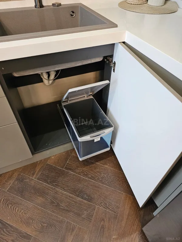 Kirayə verilir 2 otaqlı mənzil 68 m²