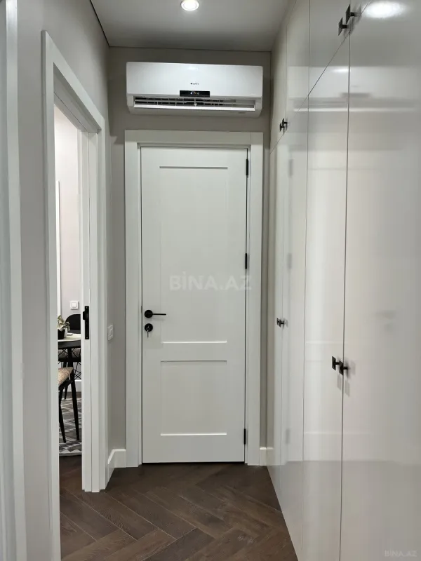 Kirayə verilir 2 otaqlı mənzil 68 m²