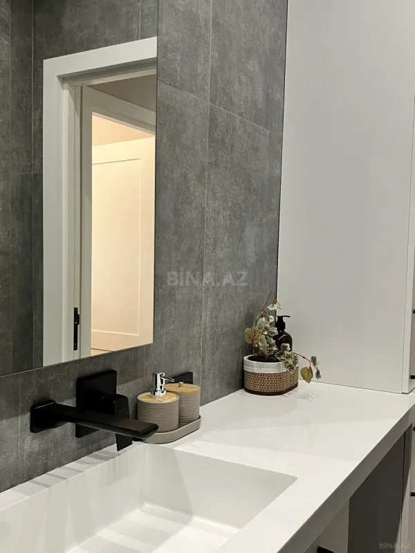 Kirayə verilir 2 otaqlı mənzil 68 m²
